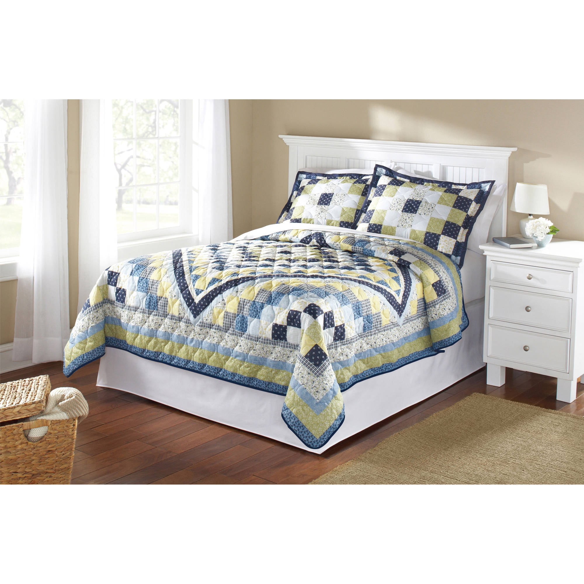 Mainstays Blue Patchwork Quilt Collection