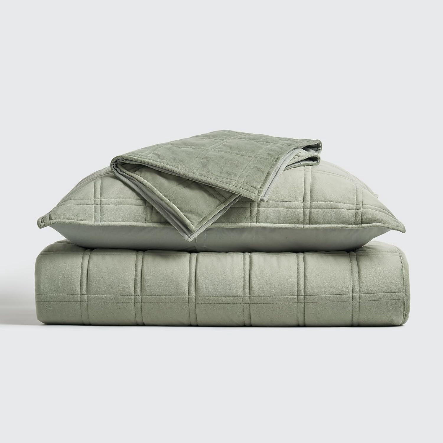 EVERGRACE 3 Pieces Luxurious Velvet Quilt King Size, Ultra Soft Bedspread Coverlet Set, Double Box Stitch Lightweight Velvet Comforter for All Season with 2 Shams, Sage Green, 108''x96''