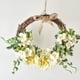 thumbnail image 2 of Flor Corona Ratán Aro Puerta Pared Colgante Jardín Fiesta Decoración Ornamento - AMARILLO Sunnimix Guirnalda de la puerta delantera de la ventana, 2 of 6