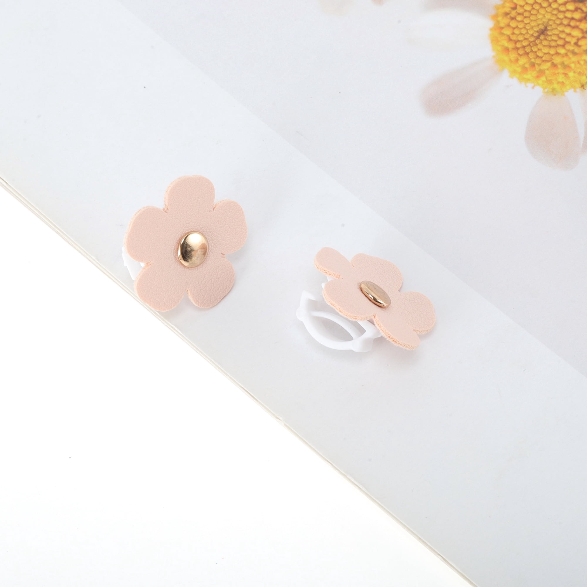 Unique Bargains Faux Leather Flower Shoelace Charms 1 Pair Light Pink