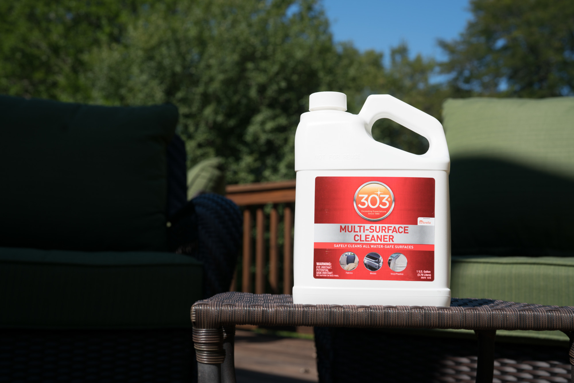 303® Multi-Surface Cleaner™ 128 0z (1 US Gallon)