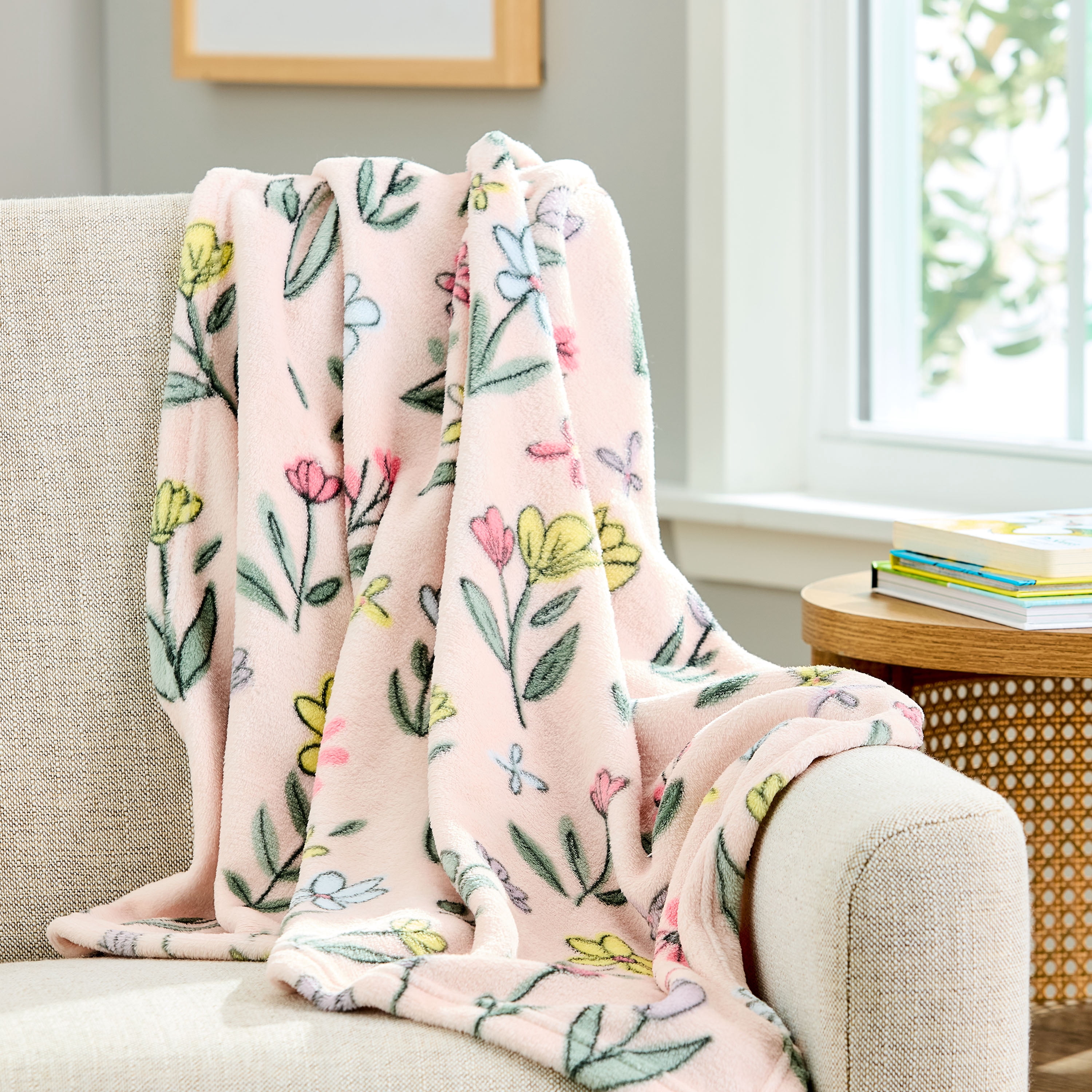 Parents Choice Multicolor Floral Plush Baby Blanket