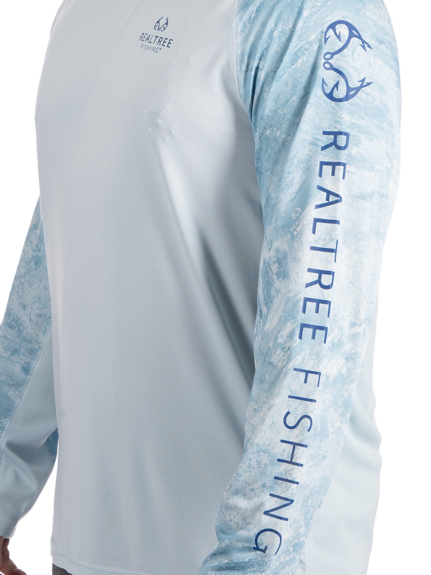 Realtree Men's Long Sleeve Fishing Tee, Athletic Performance Swim Shirt in Sea Fog, Sizes S-3XL