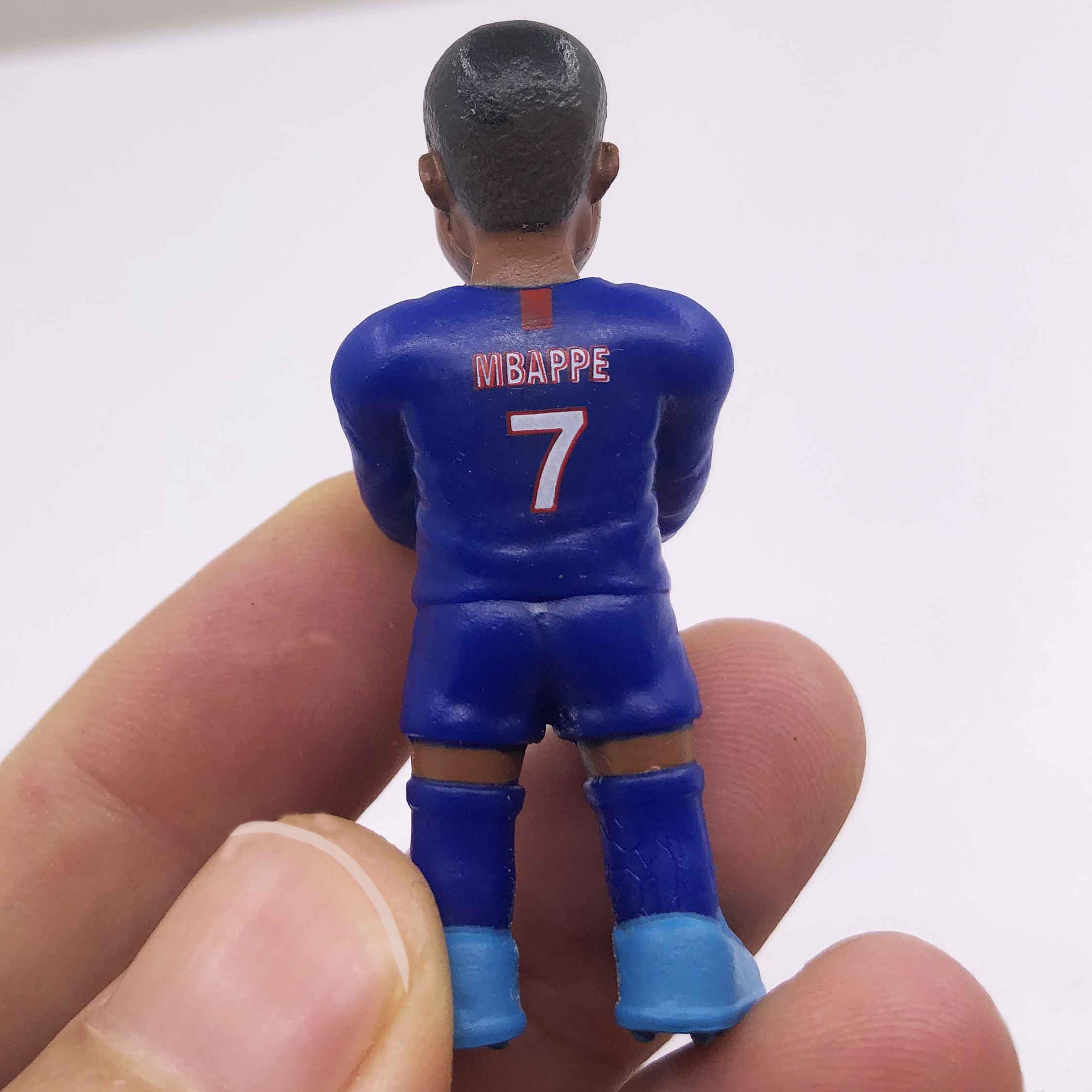 Figurine Funko Pop! Kylian Mbappé #21 PSG - 9,5 Cm, Boîte Fenêtrée Avec Protection