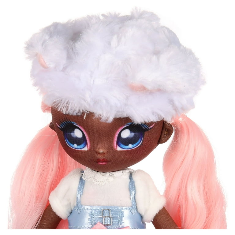 Na! Na! Na! Surprise Teens Fashion Alaska Frost Doll Playset, 3