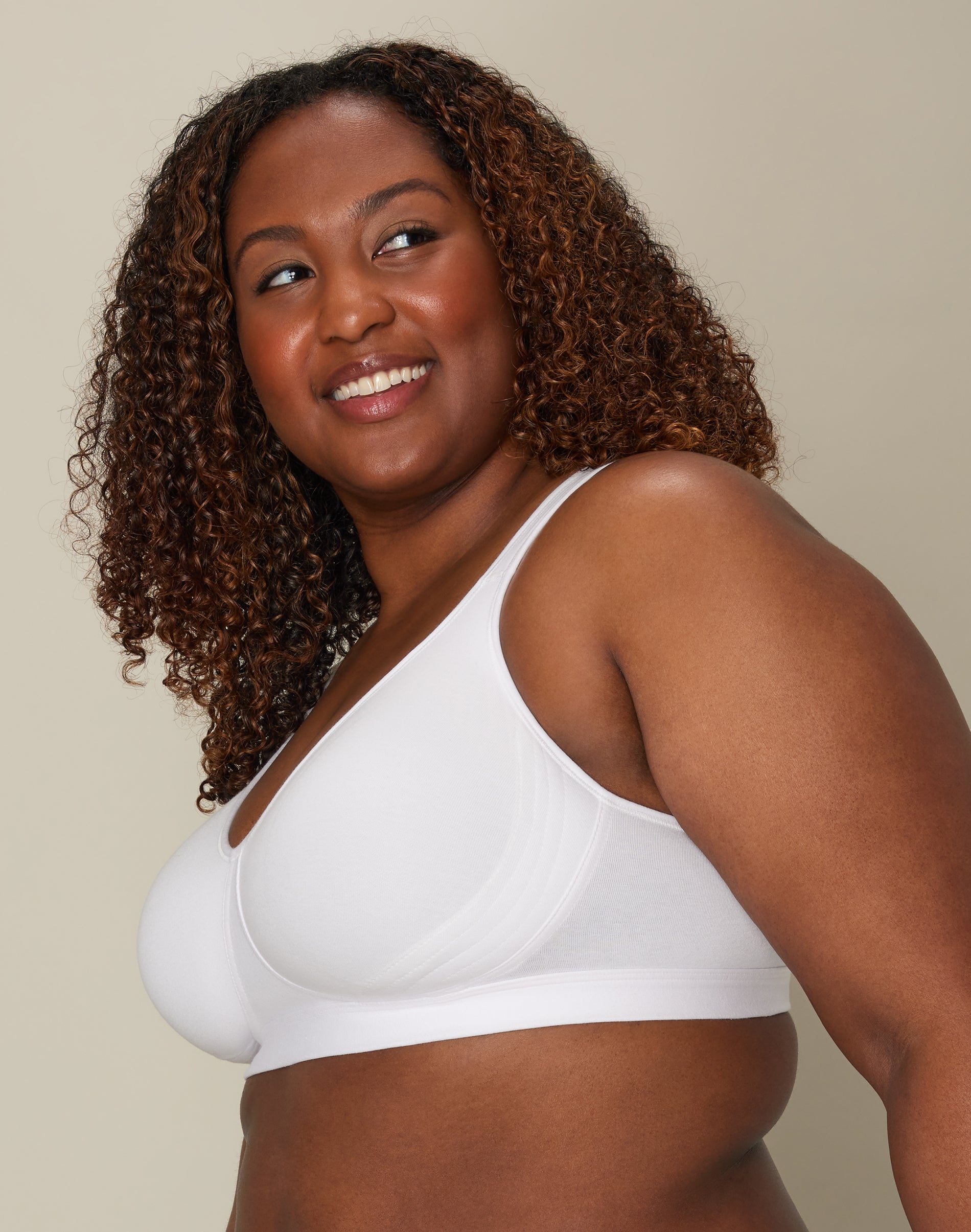 Women's Playtex US474C 18 Hour Ultimate Lift and Support Wirefree Bra (White 36C)