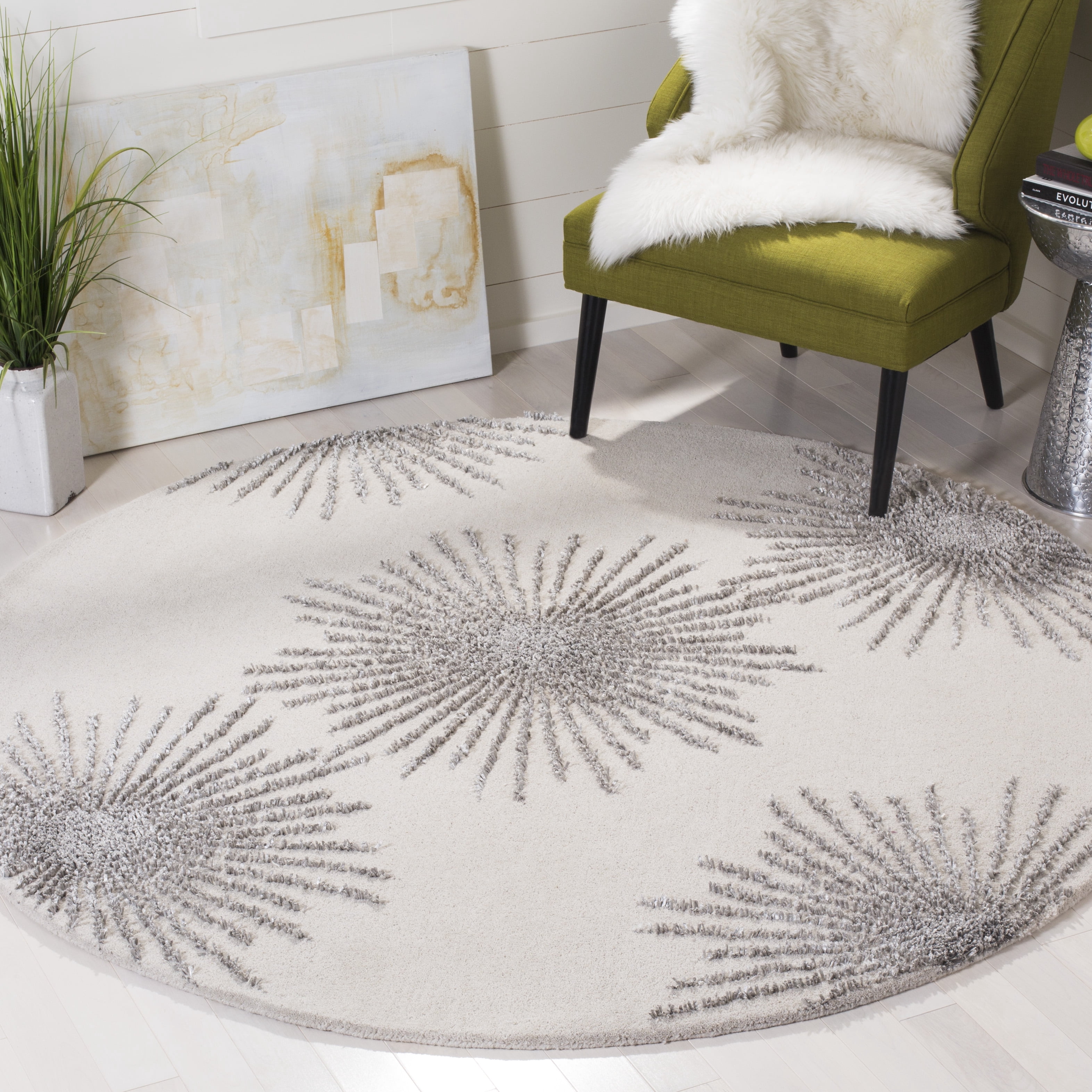 SAFAVIEH Soho Fiesta Geometric Area Rug, Ivory/Silver, 6' x 6' Round