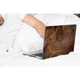 thumbnail image 4 of Funda para laptop DONGKE para MacBook Pro 13" 2024 M2, veta de madera, 4 of 9