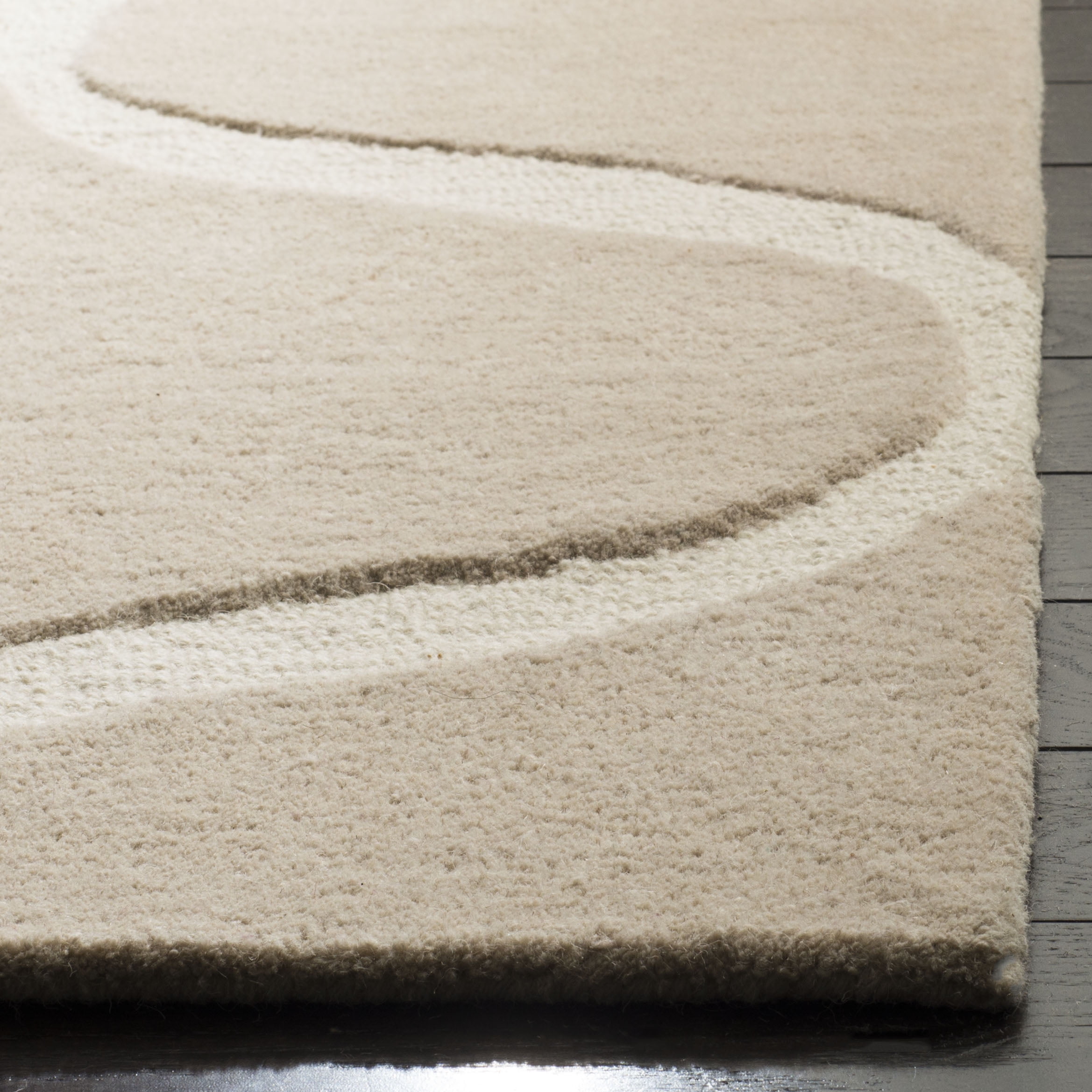 SAFAVIEH Cambridge Jared Geometric Wool Area Rug, Light Beige/Ivory, 2' x 3'