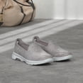 thumbnail image 2 of Zapatillas Skechers Go Walk 5 Honor para mujer, color gris, talla 11 de ancho, 2 of 8