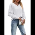 thumbnail image 3 of Blusas Elegantes e Informales para Mujer, con Cuello en V y Lunares, de Larga M, 3 of 9