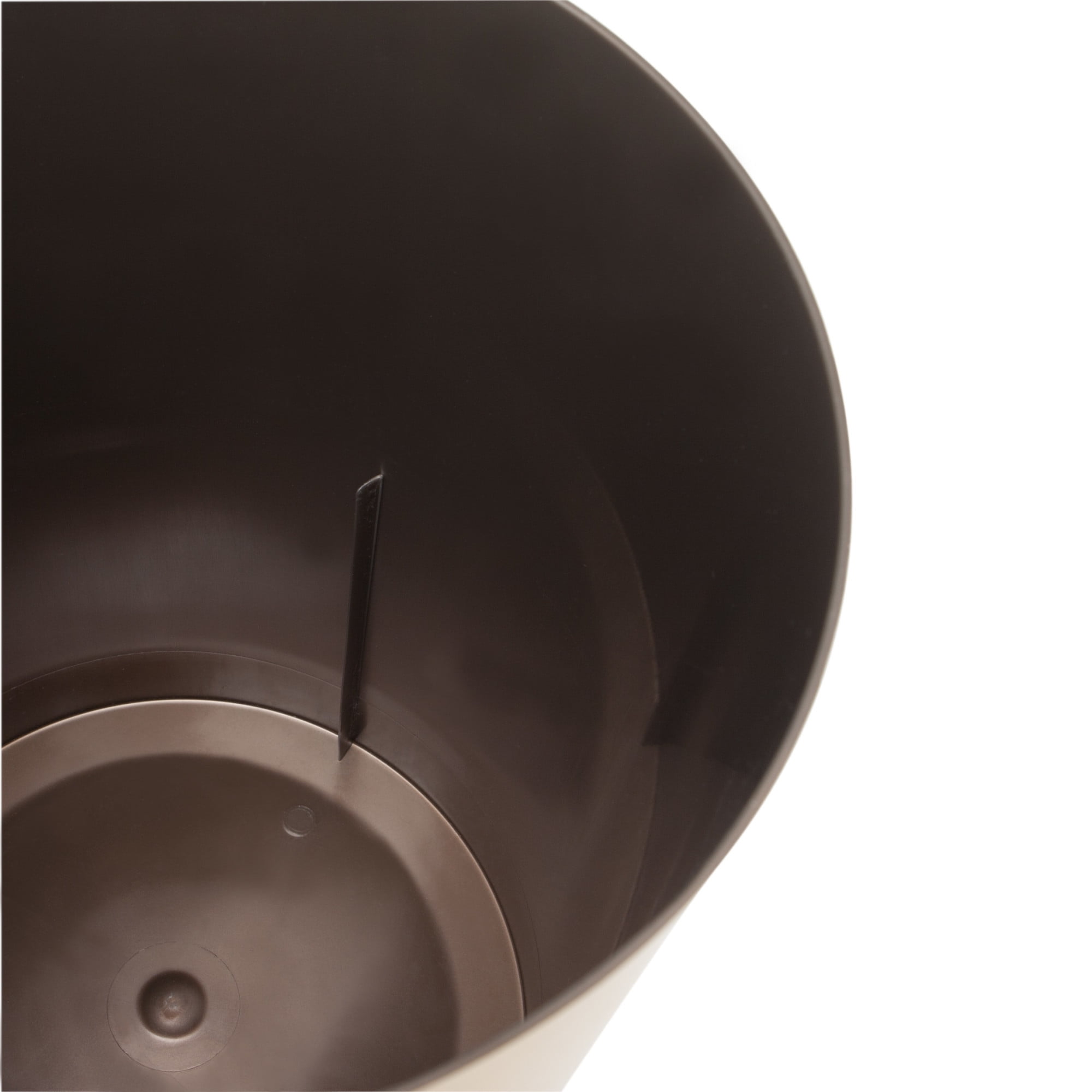 Umbra 4.5 gal Metalla Plastic Open Top Bathroom Trash Can, Matte Brass
