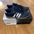 thumbnail image 1 of Adi-das Baseline B43874 Black Casual Shoes Sneakers Size 5.5 GREAT CONDITION, 1 of 6