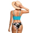 thumbnail image 2 of Top de Bikini CRZ YOGA con Escote en V, Acolchado y Tirantes Ajustables Turquesa Talla L, 2 of 3