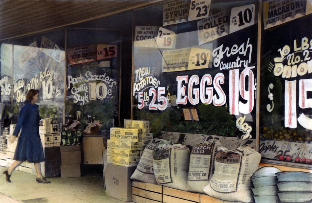 Illinois Grocery Store. /Na Grocery Store In Salem, Illinois. Oil Over