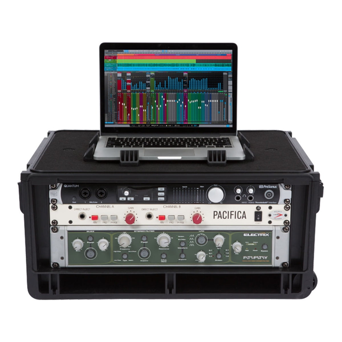 SKB 1SKBiSF4U iSeries 4U Studio Flyer Laptop Rack Case