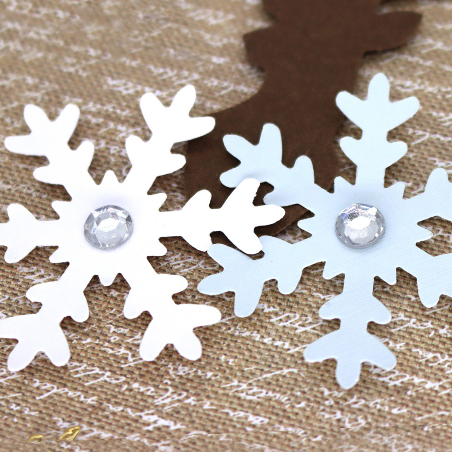 Bira Craft 2 15/16" inch Snowflake Punch, Christmas Punch, Lever Action Craft Punch for Paper Crafting Scrapbooking