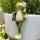 thumbnail image 4 of Divertidas figuras abrazadoras de maceta de rana for beber, decoración de valla for el jardín del hogar, 4 of 6