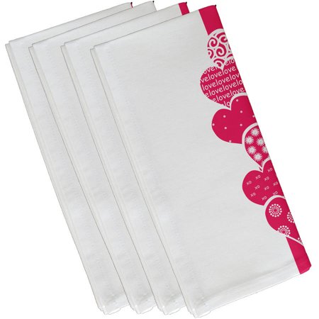 Simply Daisy 19  x 19  Valentine Print Napkins  Set of 4