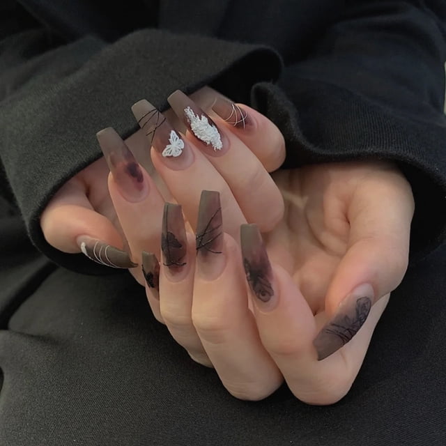 Prensa en las uñas Longitud media Mariposa Uñas postizas Negro mate Uñas postizas Uñas largas de imitación Arte Cubierta completa Uñas acrílicas con diseño para mujeres y niñas 24 piezas Ormromra HMYH949