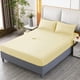 thumbnail image 5 of Lámina De Fibra Sábana bajera ajustable amarilla para cama doble de 220x200 cm,antideslizante,con tejido elástico de fibra suave para un ajuste seguro (1 pieza). Rkxzt, 5 of 8