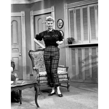 Lucille Ball smiling full length pose in living room I Love Lucy 8x10 photo