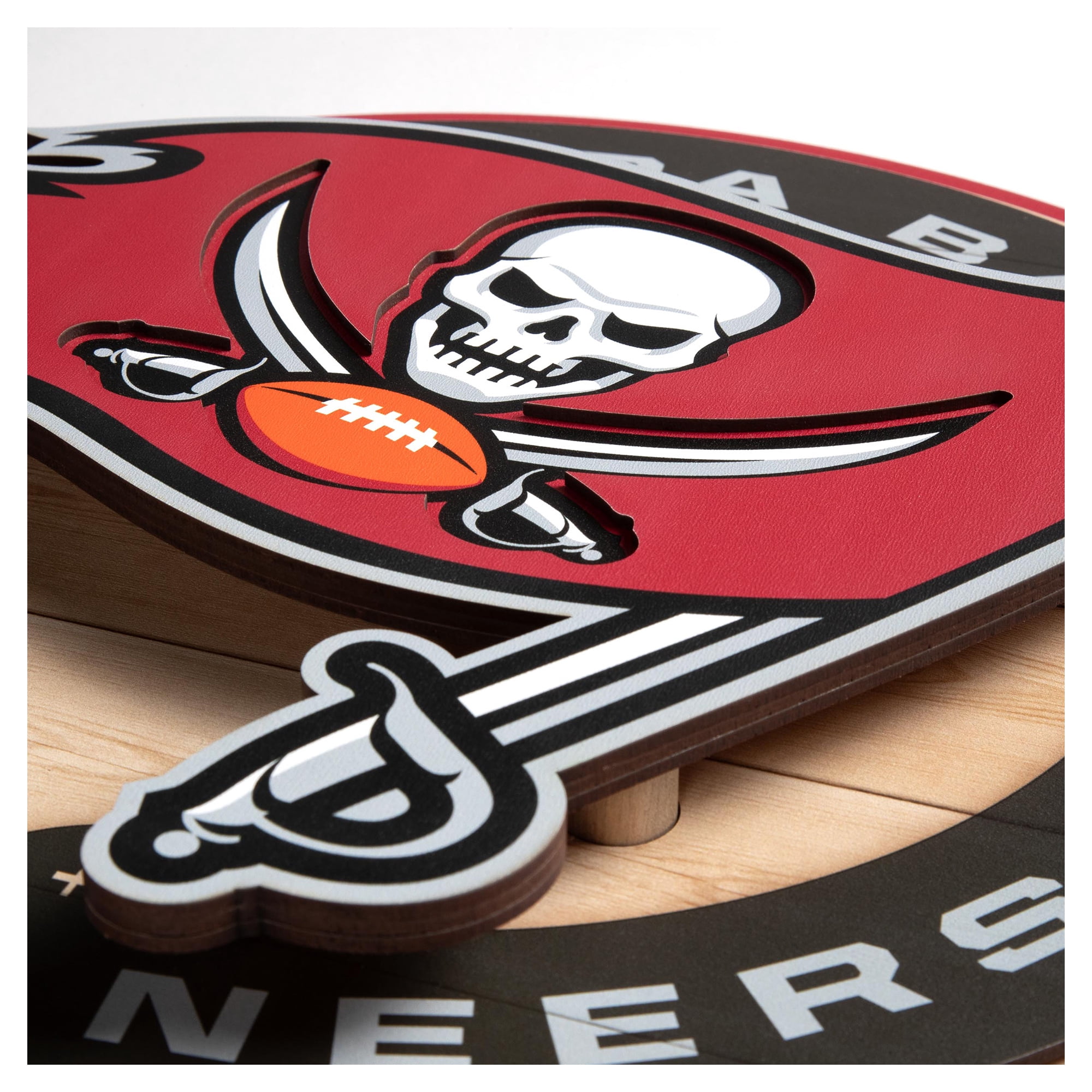 IDNA Tampa Bay Buccaneers 15" x 15" 3DX Logo Circle Backer Wall Art