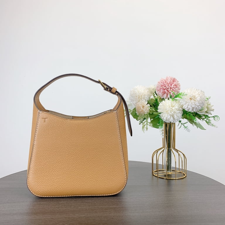 Tory Burch Thea スモールバケットバッグ Tory Burch Women's Thea Small Bucket Bag (Black): Handbags: Amazon.com