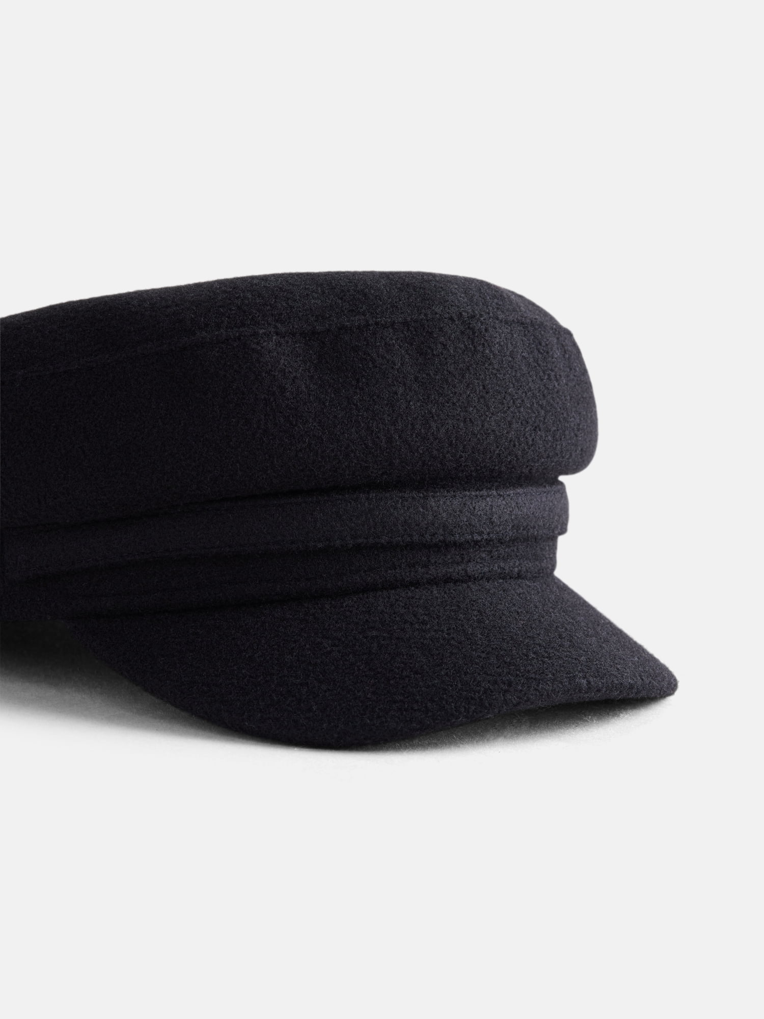 Scenario Women's Felt Captain Hat, Black