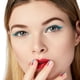 thumbnail image 2 of Crema Lipstick Defy and Inspire con acabado mate de larga duración, 2 of 4