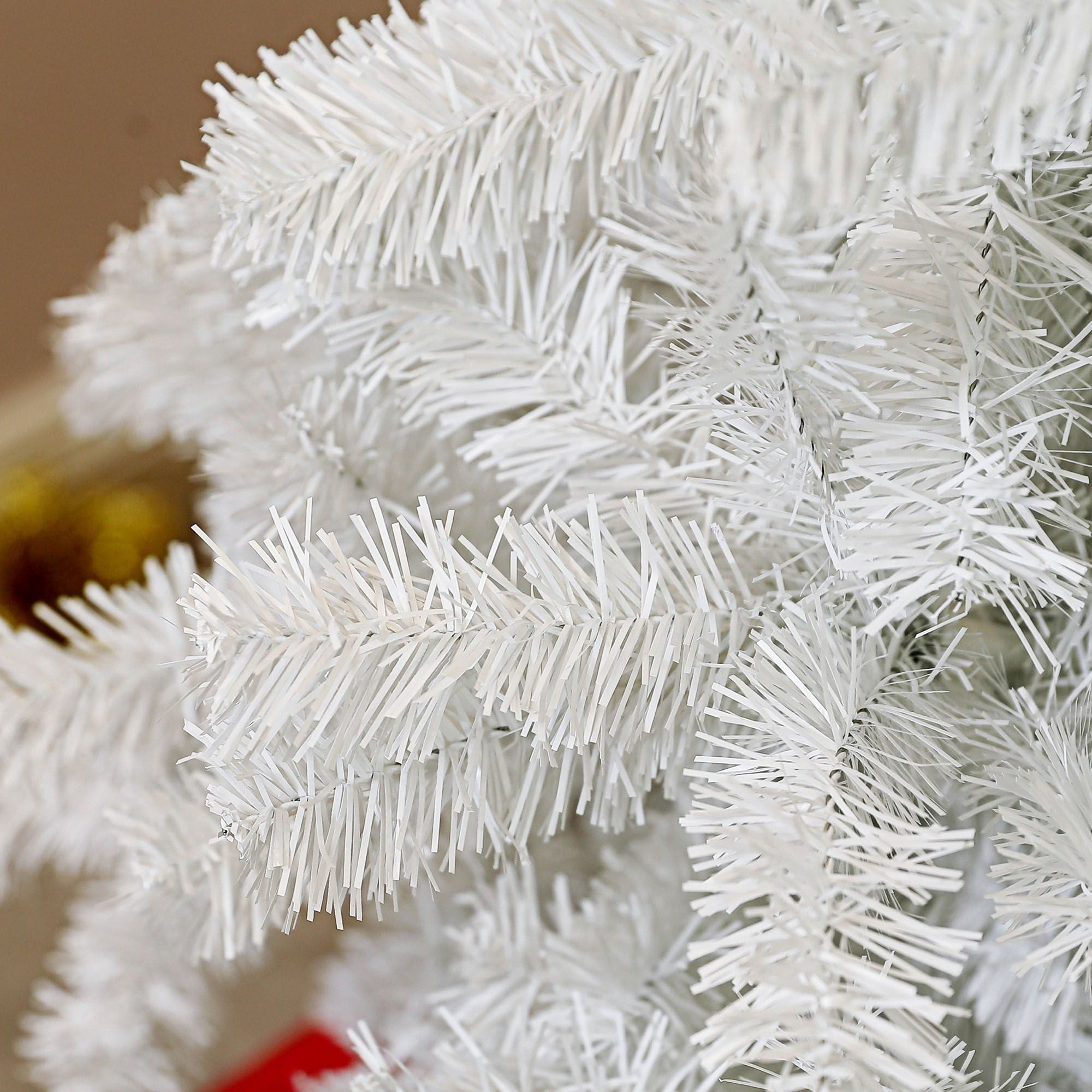 Unlit Artificial Christmas Tree, 7.5 ft Faux Holiday Tree with 1346 Branch Tips, Auto Open Hinged Sections and Steel Base for Indoor Home Decor