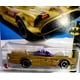 thumbnail image 2 of Batmóvil 131/250 4/5 Gold de la serie de televisión Hot Wheels, fundido a presión, 2 of 4