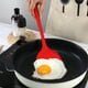 thumbnail image 4 of Espátula de Cocina, Volteador Antiadherente con Cabeza de Silicona, Resistente al Calor, Fácil de Limpiar, Utensilio de Cocina con Mango de Plástico, 33 cm x 10 cm, para Freír, Hornear, 4 of 6