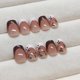 thumbnail image 4 of Uñas postizas francesas medianas cuadradas, color blanco degradado negro, reutilizables, juego de 24 piezas., 4 of 5