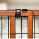 thumbnail image 4 of Puerta de Seguridad para Perros Carlson de Madera Extra Ancha Ajustable, 4 of 6