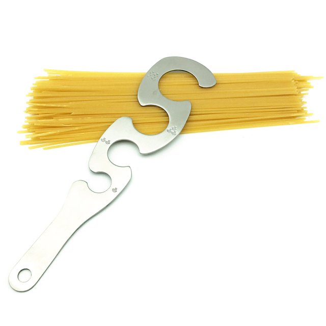 Medidor de espagueti de acero inoxidable con 4 agujeros, regla para espaguetis en forma de S, utensilios de cocina duraderos y prácticos