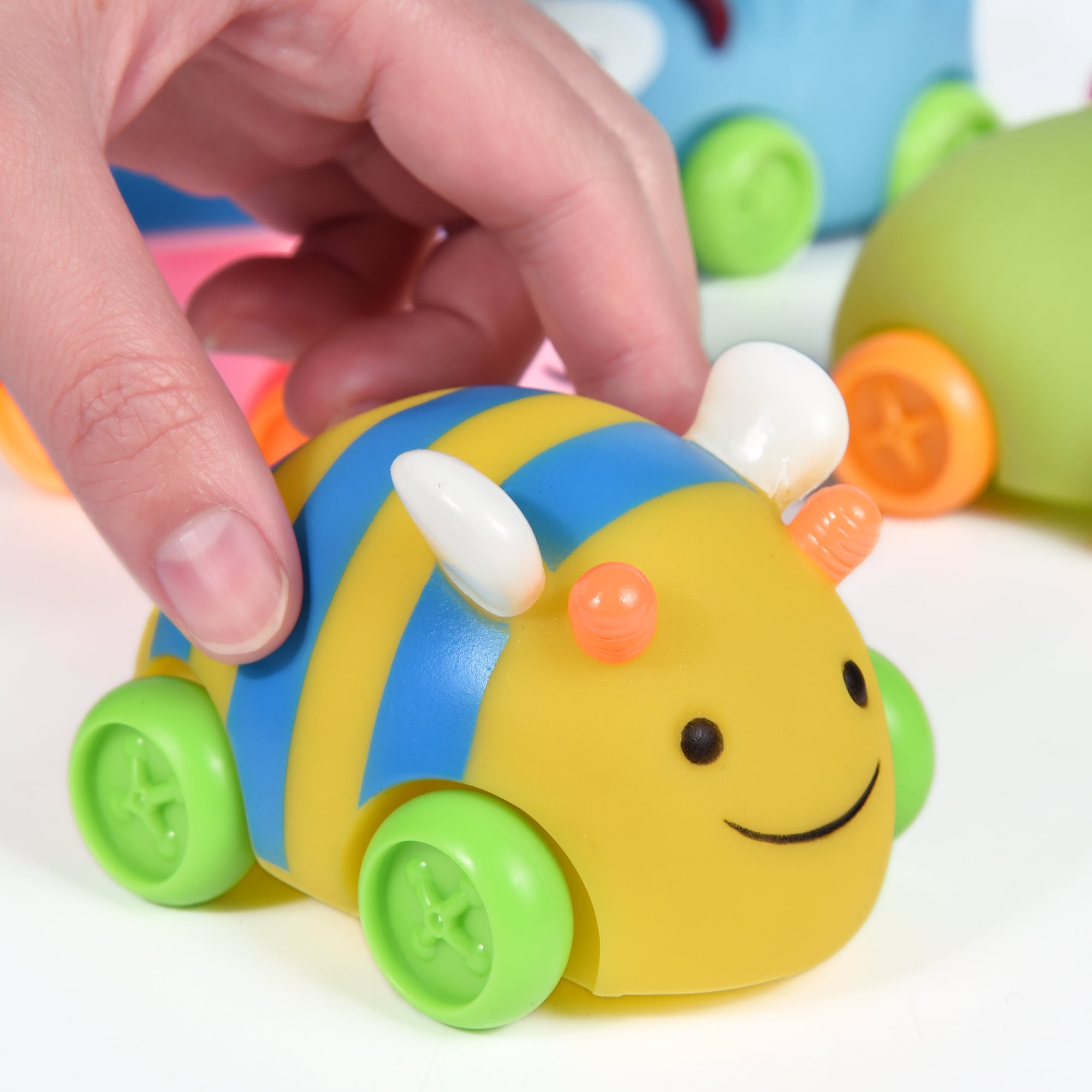 soft pull back cars