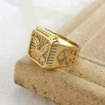 thumbnail image 4 of Anillo con sello de águila calva Yashi chapado en oro tamaño 12, 4 of 5