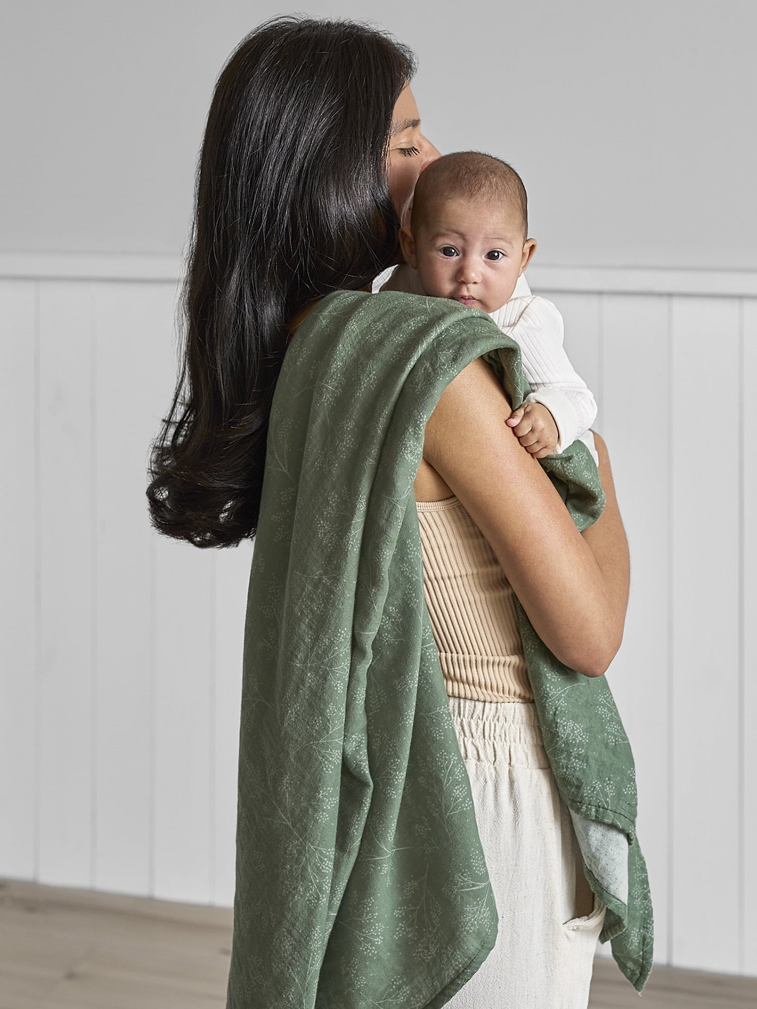 Modern Moments By Gerber Multi-Use Nursing Cover, Swaddle Blanket, Tummy Time Blanket and Burp Cloth&nbsp, One Size, Green
