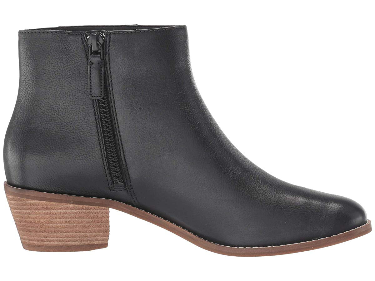 joanna bootie cole haan