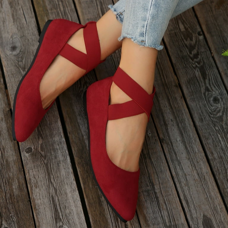 fitted lace wedding dress Tee Toe Ring Sandals in Red – L'ENSEMBLE main image 1