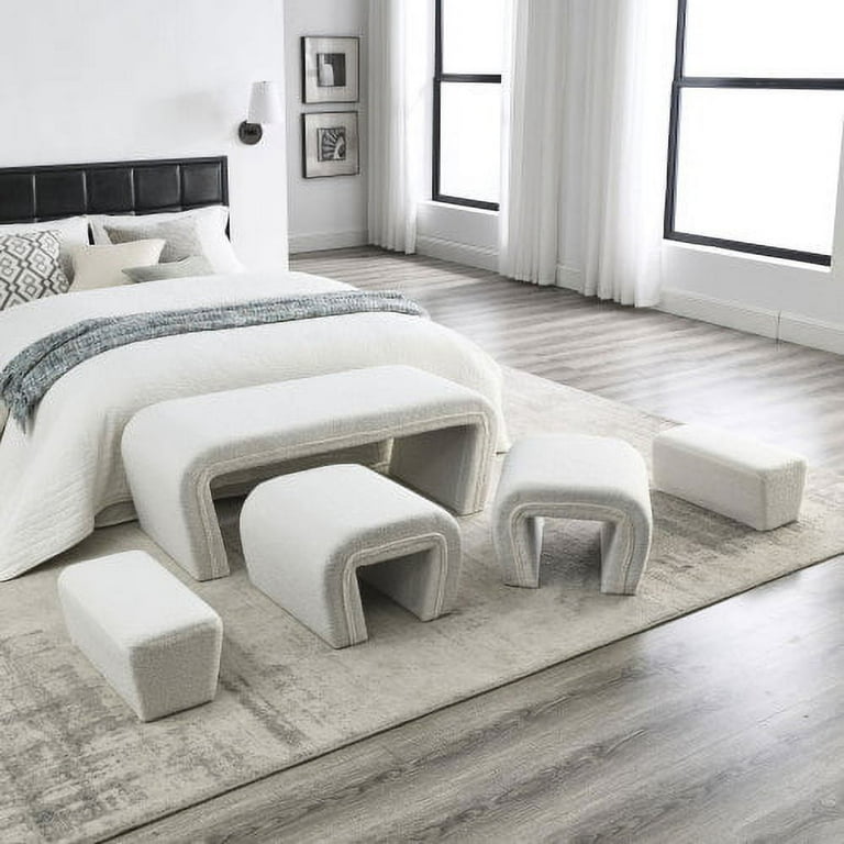 Small white on sale bench for bedroom