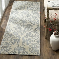 SAFAVIEH Bella Leann Damask Runner Rug, Ivory/Silver, 2'3" x 7'