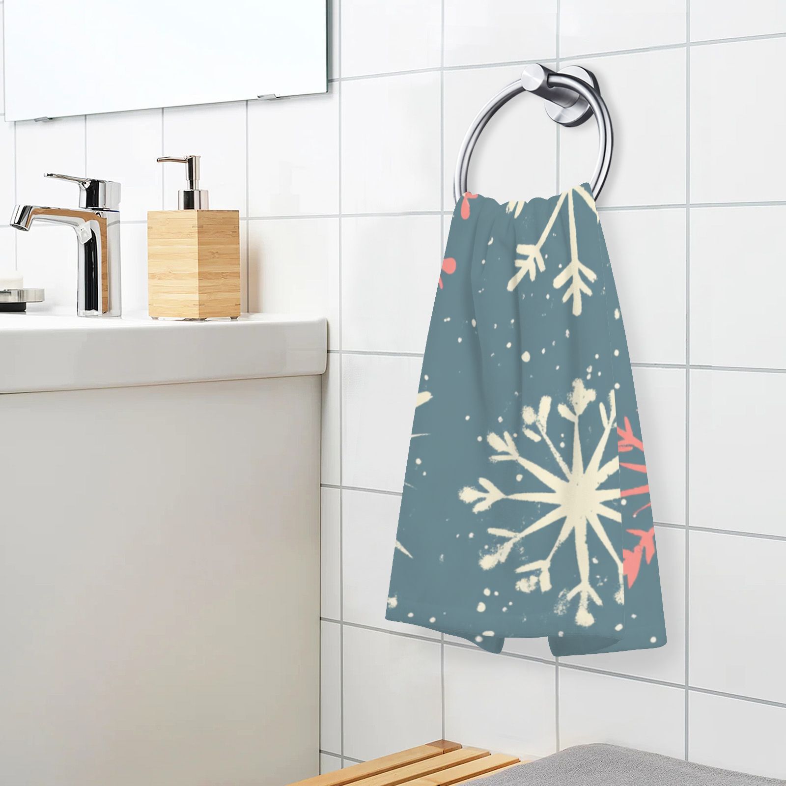 Cute Christmas Snowflakes Hand Towels Cotton Bath Towels Large Face Towels Absorbent for Bathroom 2 Packs