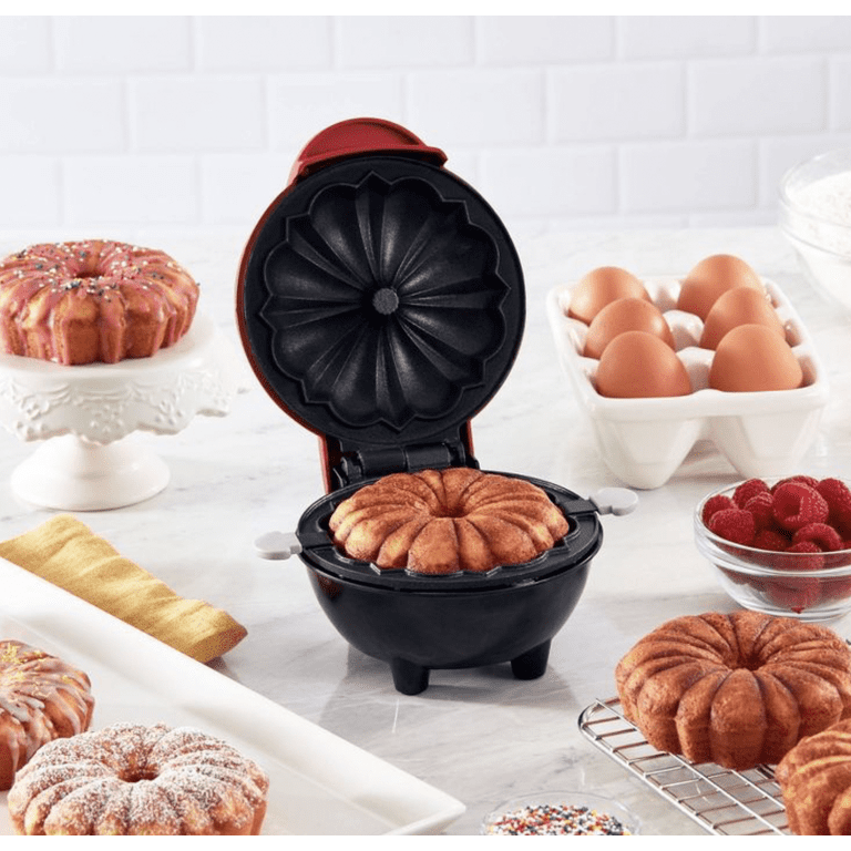Dash Mini Bundt Maker Red, Rapid Hot Electric Cake Machine