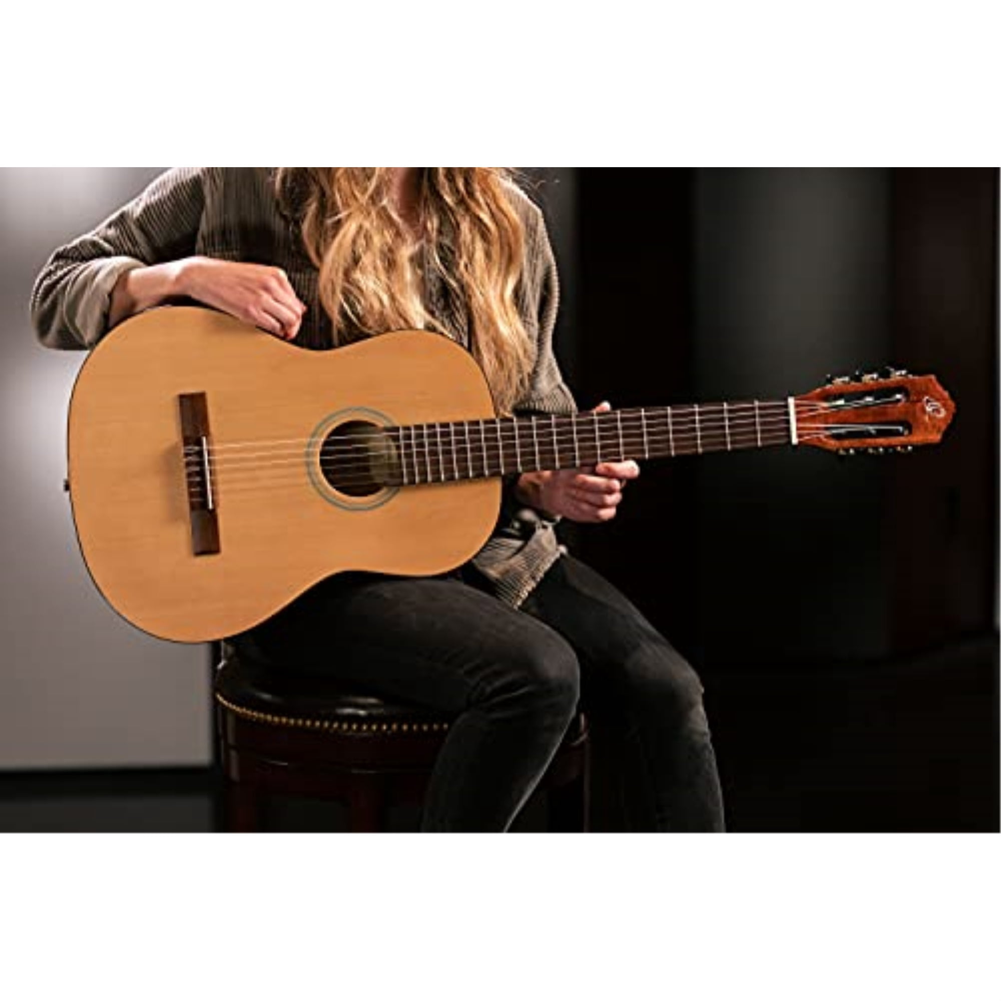 Ortega Student Series RST5 Full Size Acoustic Classical Guitar Gloss Natural 4/4