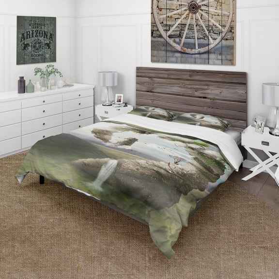 Designart 'Magical Bridge To Lighthouse' Traditional Duvet Cover Set