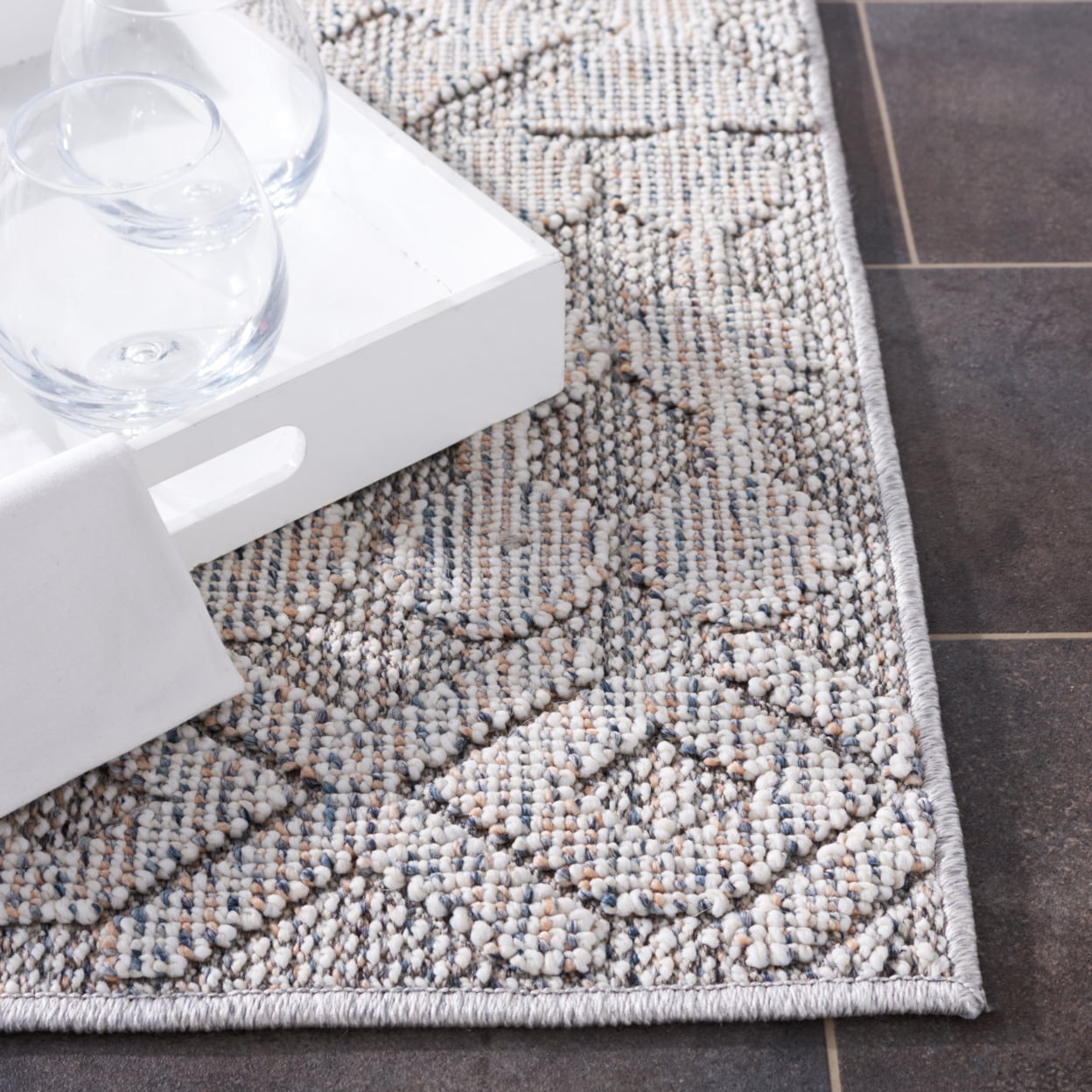 SAFAVIEH Global Anthony Diamond Indoor/Outdoor Area Rug, Grey/Ivory, 9' x 12'