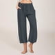 thumbnail image 2 of Pantalones de Cintura Elástica de Pierna Ancha para las Mujeres, Cordón de Lino Casual, Pantalones Recortados para las Mujeres, 2 of 7