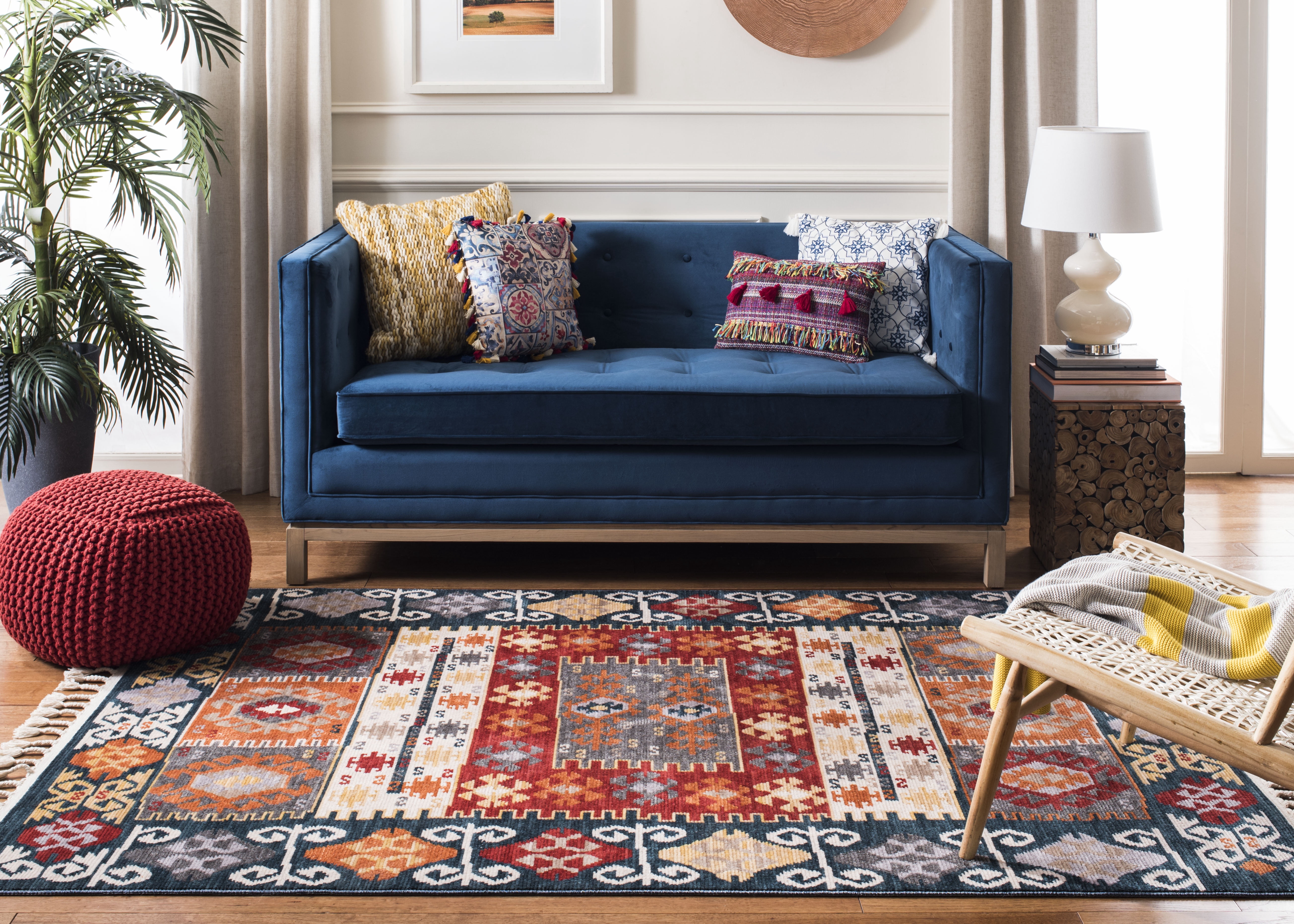 Safavieh Farmhouse Milford Southwestern Area Rug, Cream/Navy, 4' x 5'4"